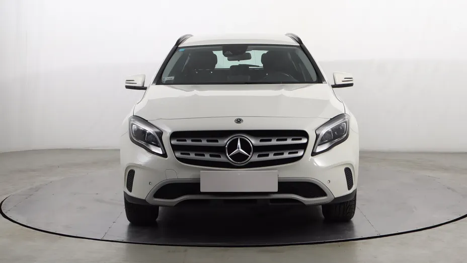 Mercedes GLA -