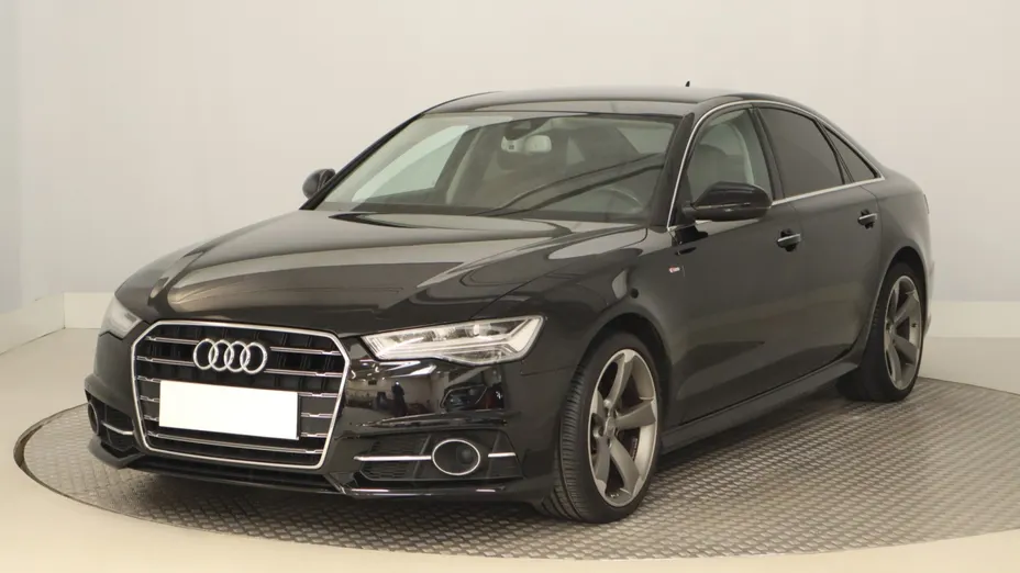 Audi A6 -