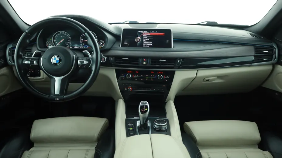 BMW X6 -
