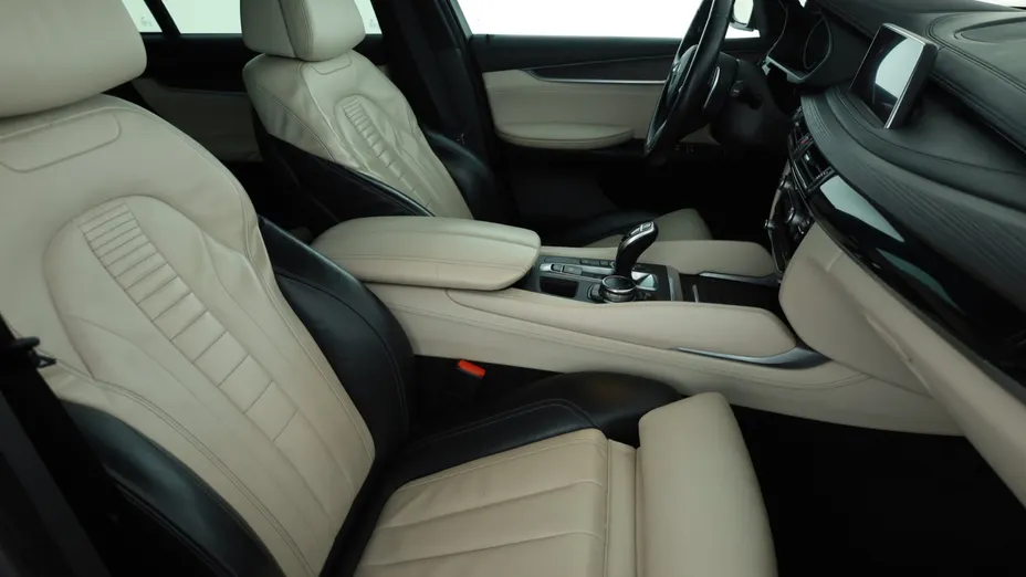 BMW X6 -