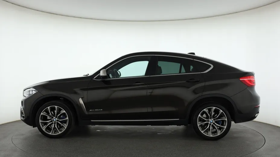 BMW X6 -