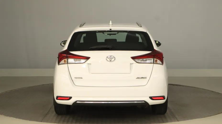 Toyota Auris -