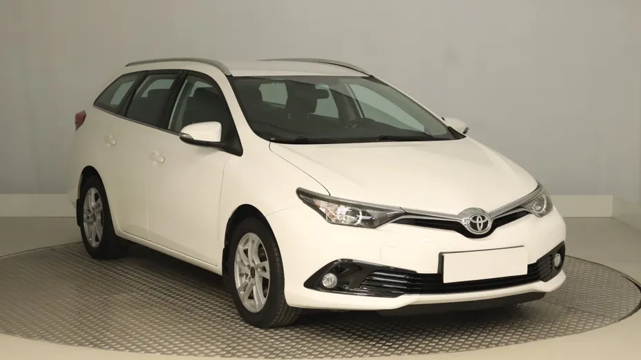 Toyota Auris -