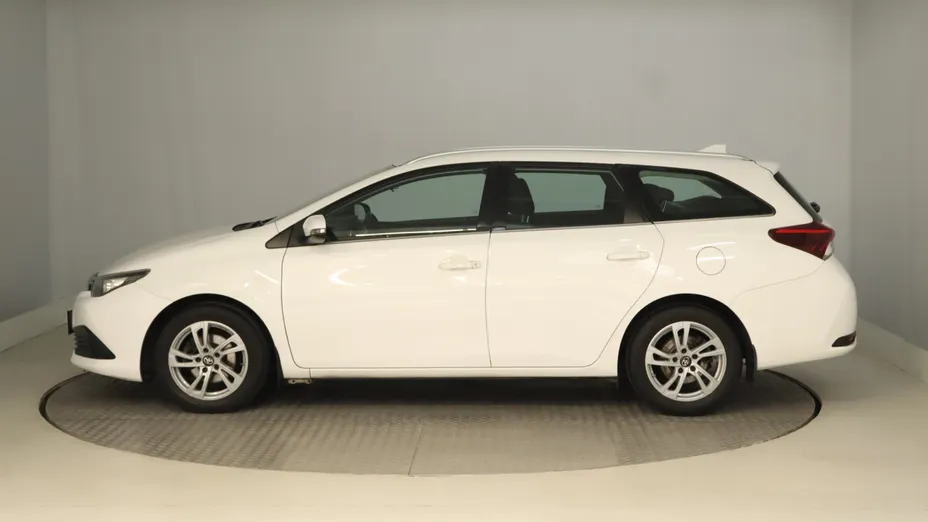 Toyota Auris -