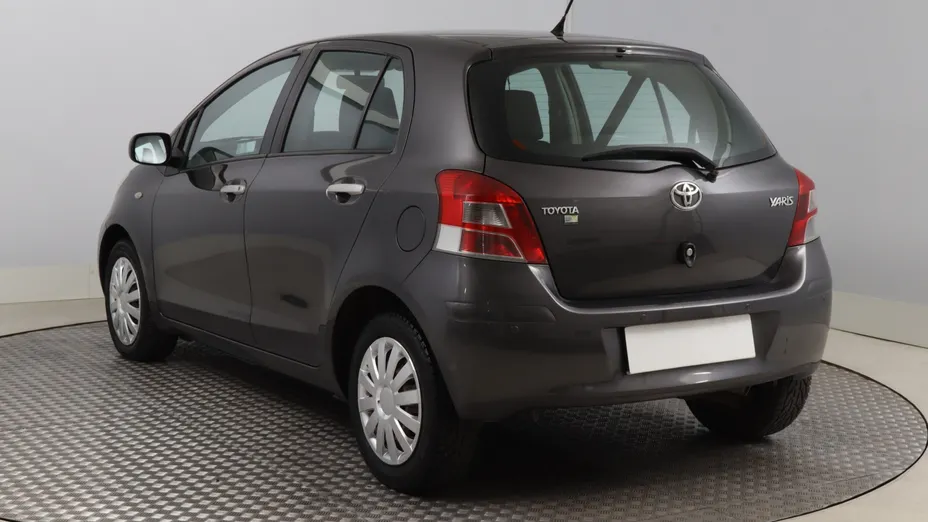Toyota Yaris -