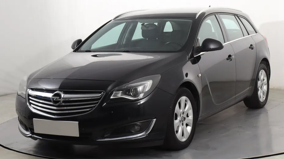 Opel Insignia -