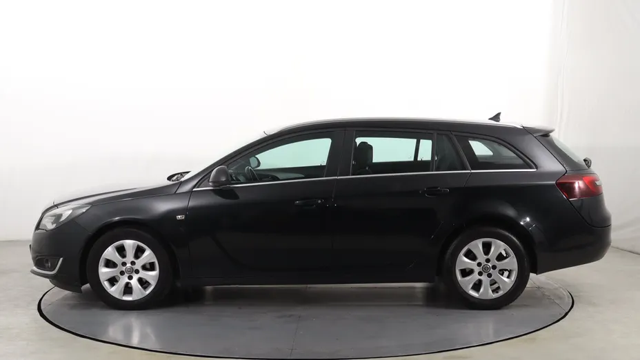 Opel Insignia -