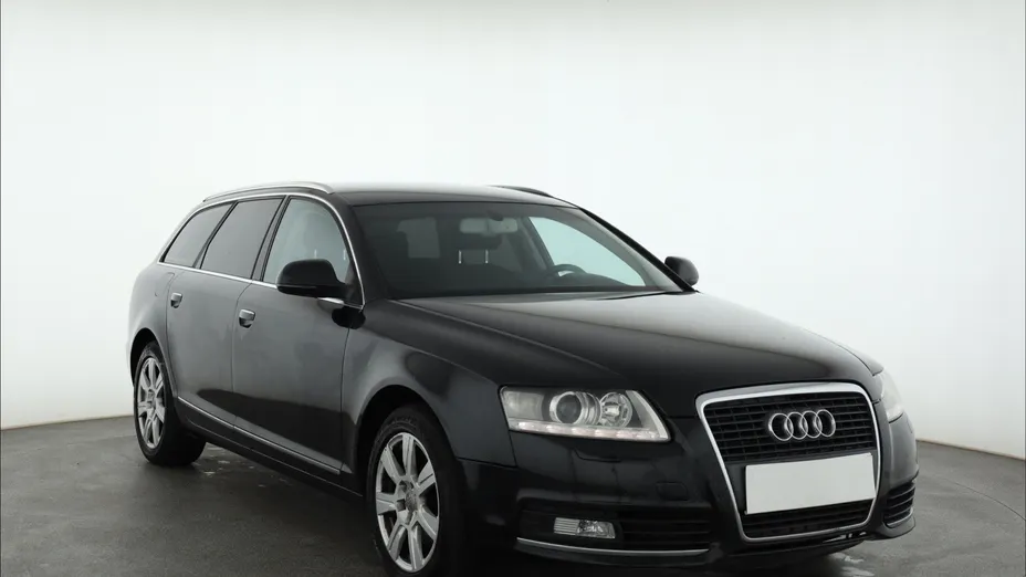 Audi A6 -