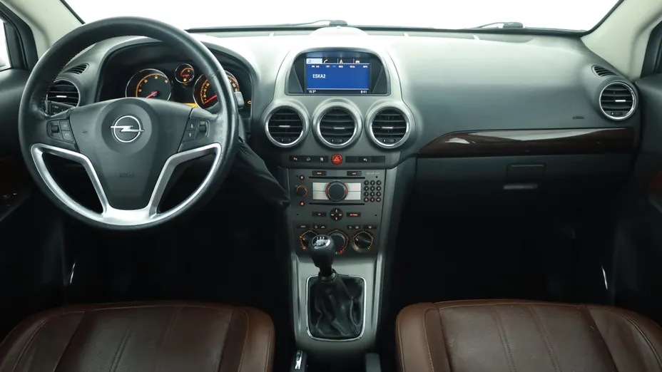 Opel Antara -