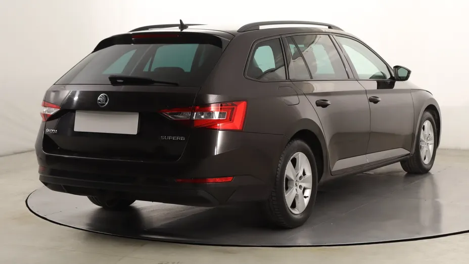 Skoda Superb -