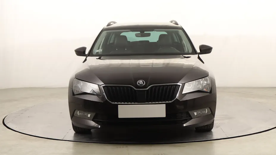 Skoda Superb -