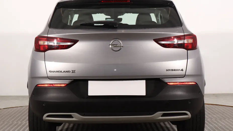Opel Grandland -