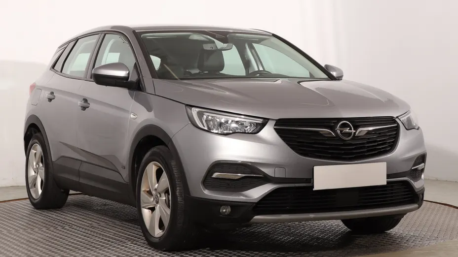 Opel Grandland -