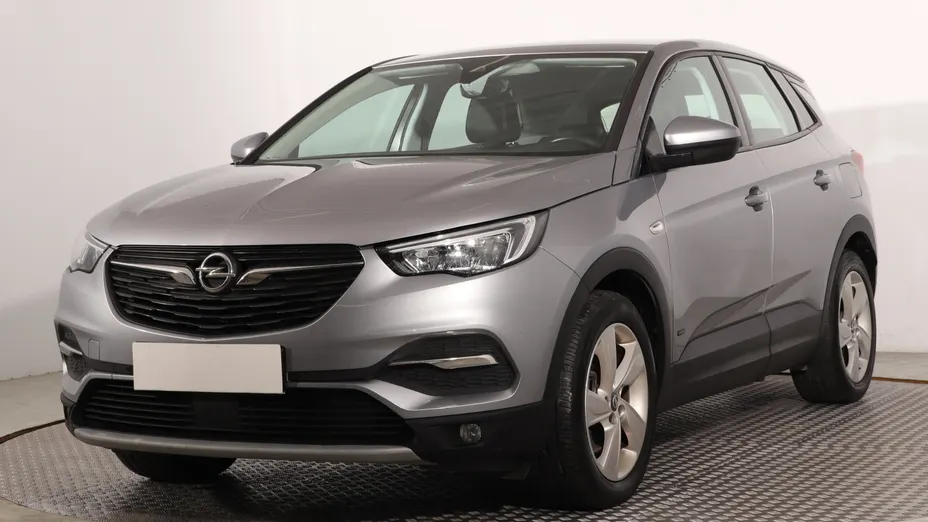 Opel Grandland -
