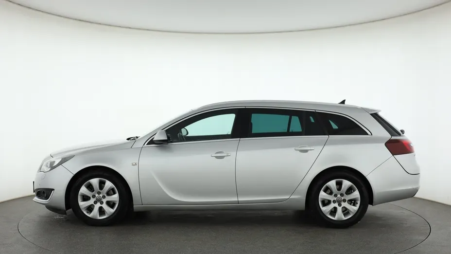 Opel Insignia -