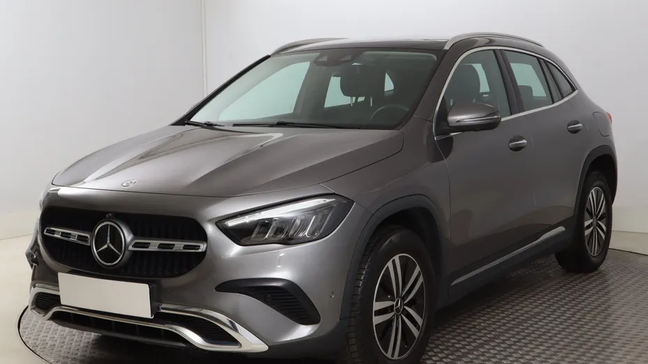 Mercedes GLA -