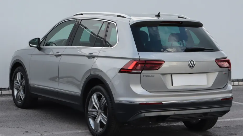 VW Tiguan -