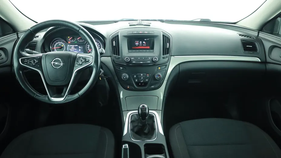Opel Insignia -