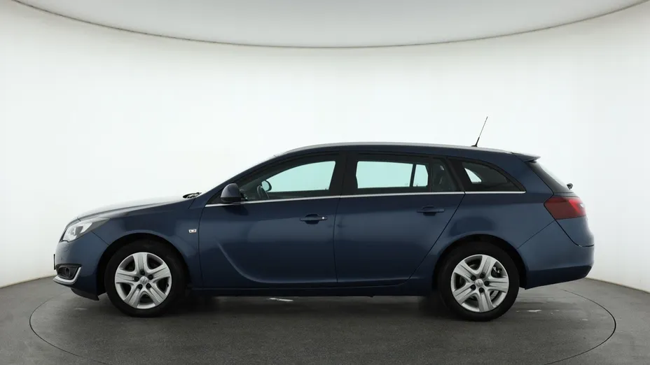 Opel Insignia -