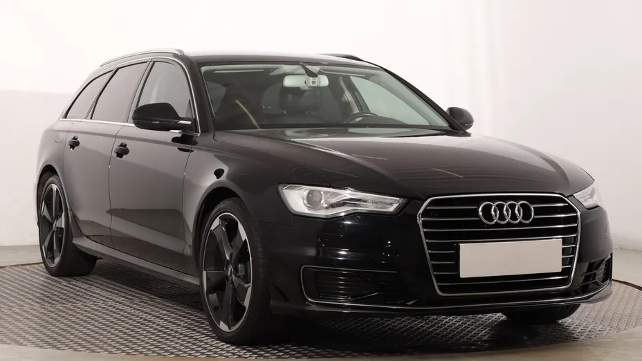 Audi A6 -