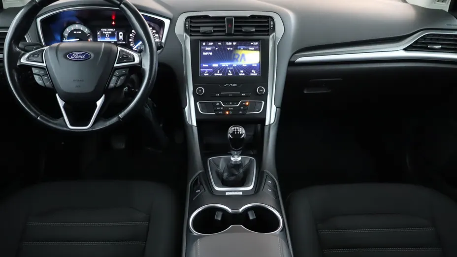 Ford Mondeo -
