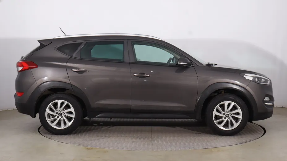 Hyundai Tucson -