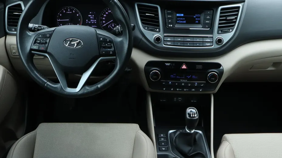 Hyundai Tucson -
