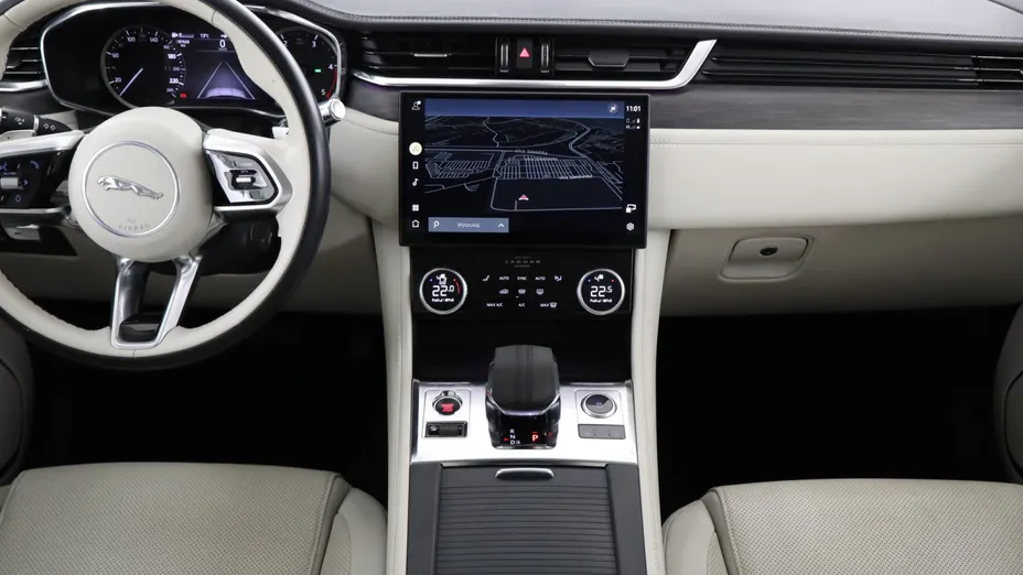 Jaguar F-Pace -