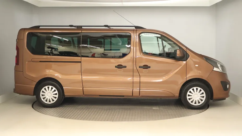 Opel Vivaro -