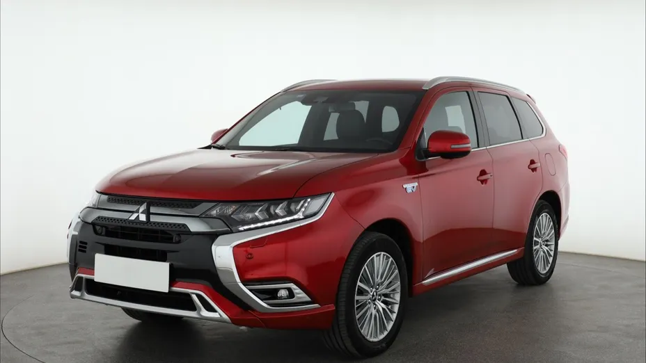 Mitsubishi Outlander -
