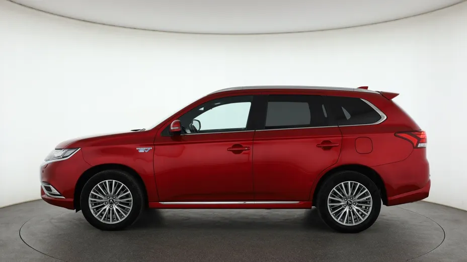 Mitsubishi Outlander -