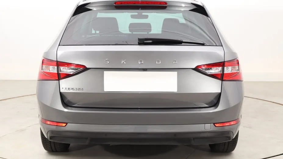 Skoda Superb -