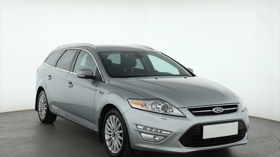Ford Mondeo -