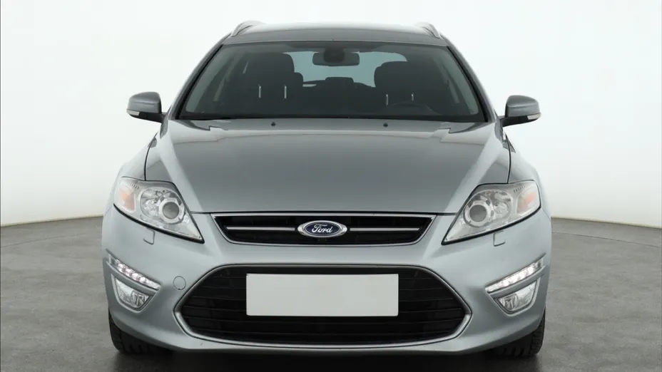 Ford Mondeo -