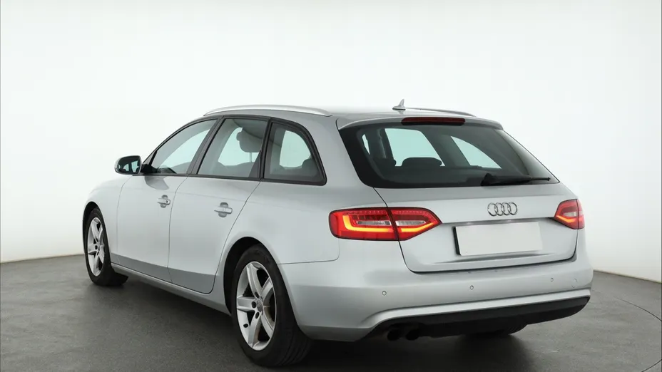Audi A4 -