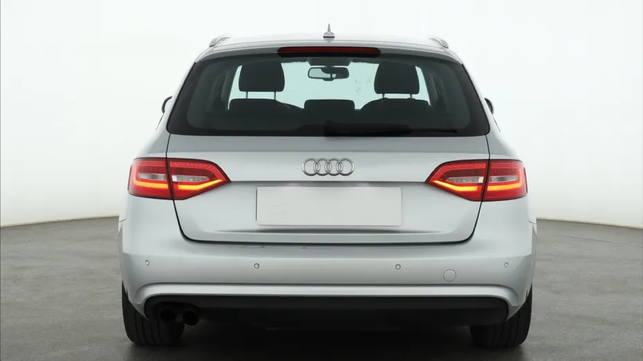 Audi A4 -