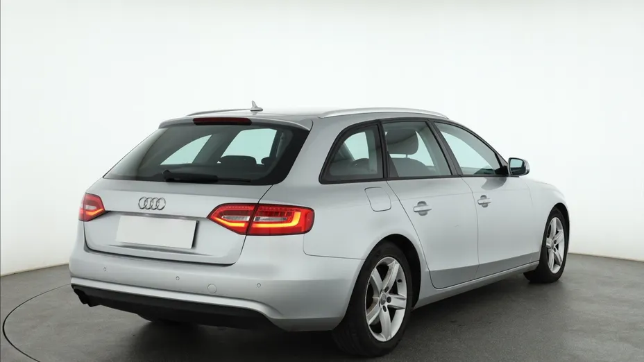 Audi A4 -