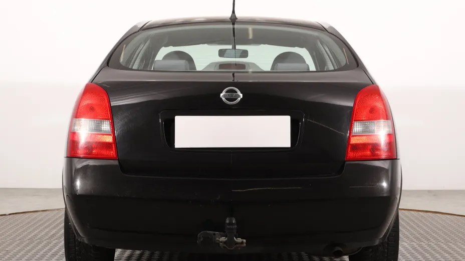 Nissan Primera -