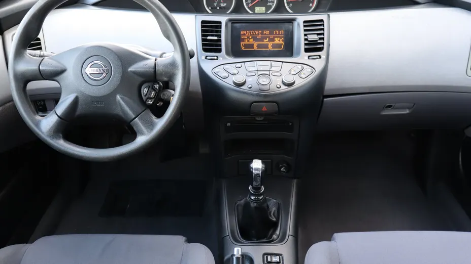 Nissan Primera -