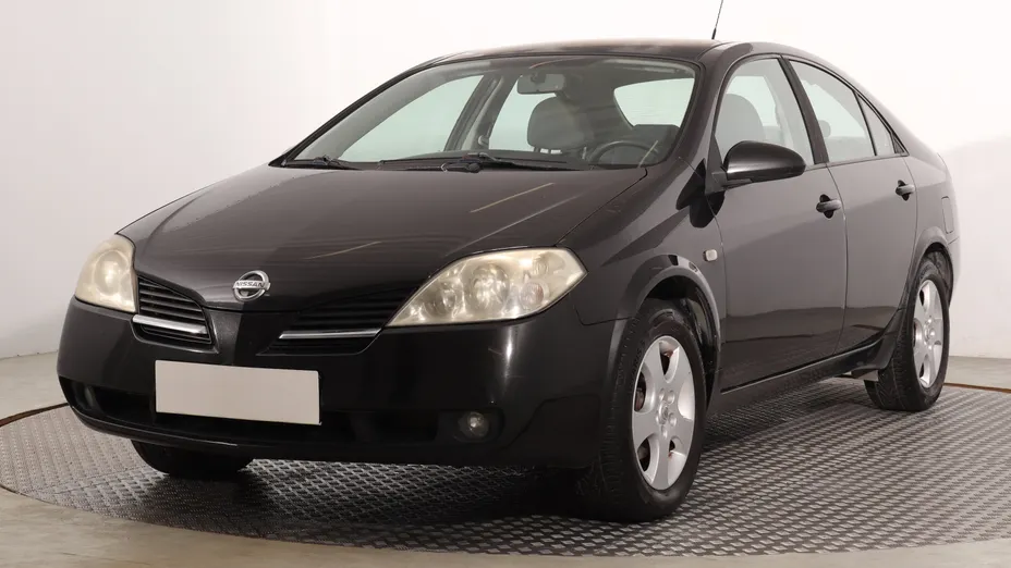 Nissan Primera -