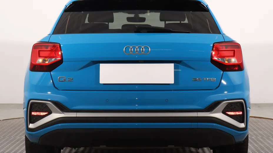 Audi Q2 -