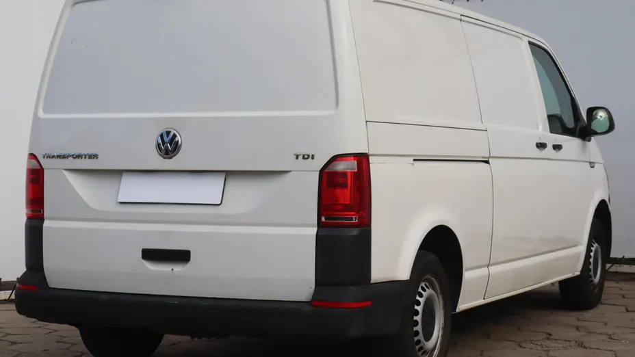 VW Transporter -