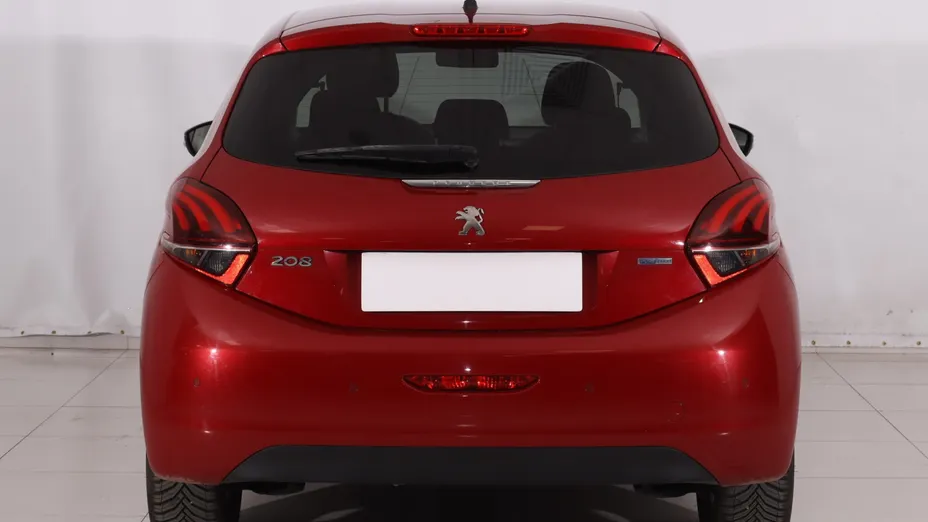 Peugeot 208 -