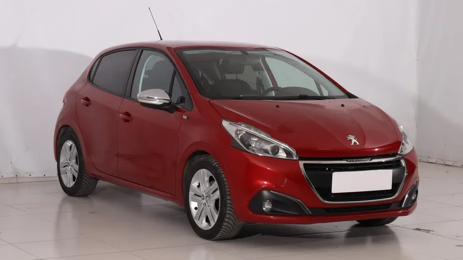 Peugeot 208 -