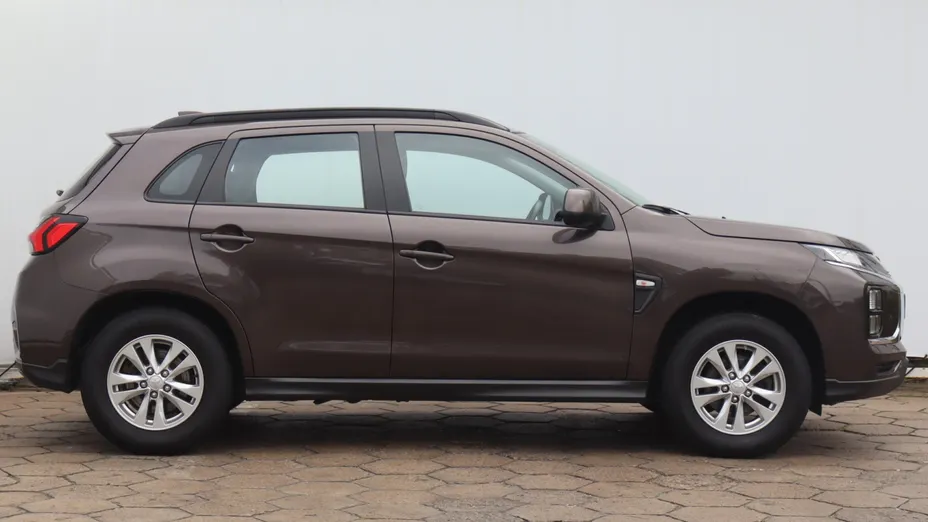 Mitsubishi ASX -