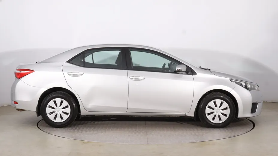 Toyota Corolla -