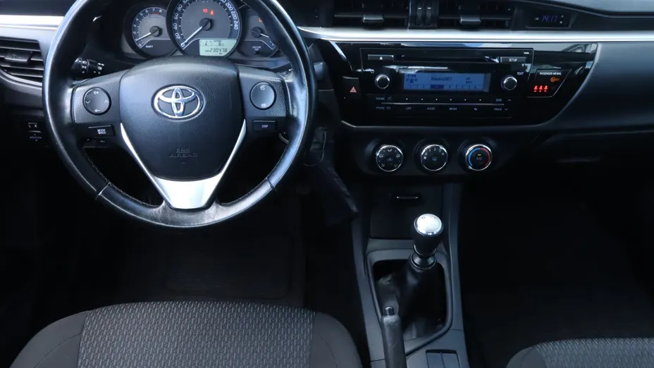 Toyota Corolla -