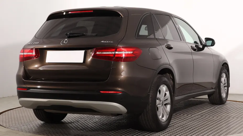 Mercedes GLC -
