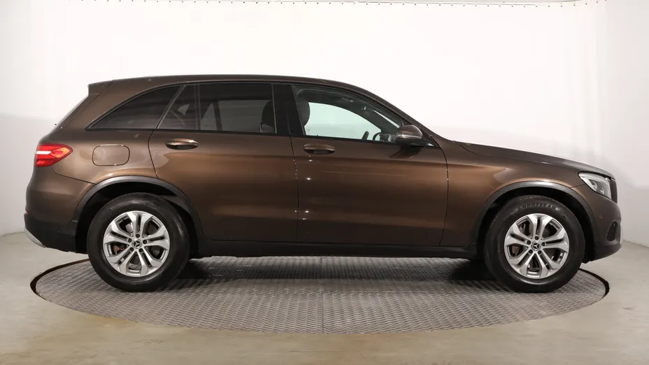 Mercedes GLC -