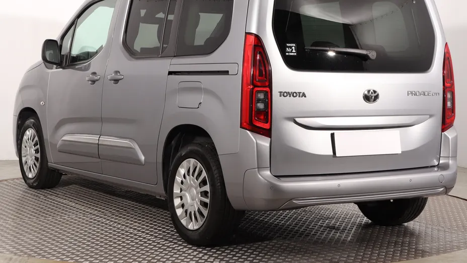 Toyota Proace City Verso -